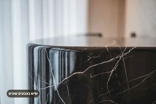 שיש בצבעים שונים